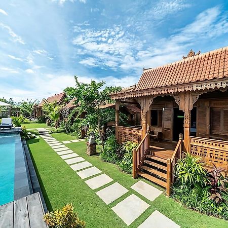 Lima Beach Inn Munggu Exterior foto